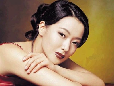 Trào lưu môi thâm Hàn Quốc trở lại tiếp tục khiến 1 nửa thế giới phải điên đảo